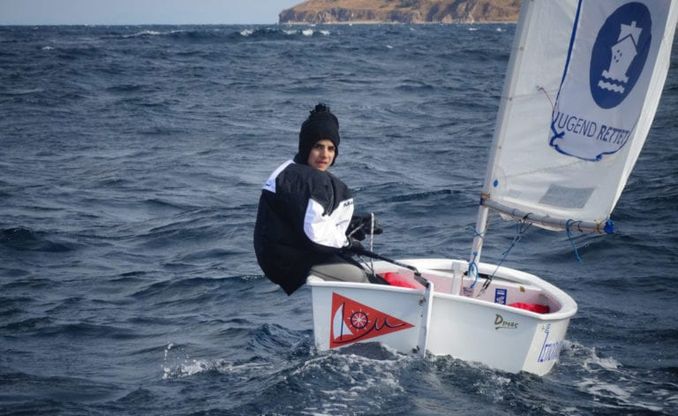 Un'isola, un Optimist tra coraggio e cuore