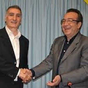 Riggio vince la sfida fratricida di Nichelino e imbarazza il Pd