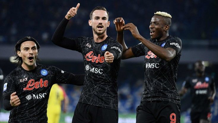 Le pagelle di Napoli-Bologna: Insigne più forte della paura, Orsolini non graffia