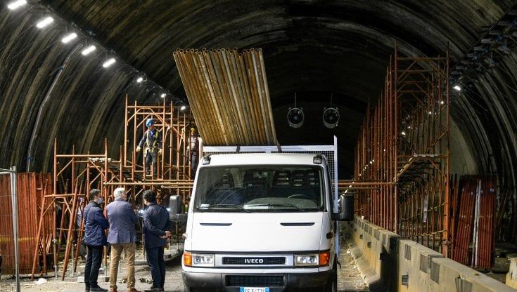 Napoli, Galleria Quattro Giornate, si indaga ma riapertura possibile già oggi