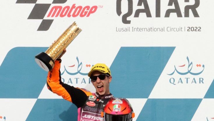 Qatar, la prima vittoria della stagione è italiana: Migno trionfa nella Moto3