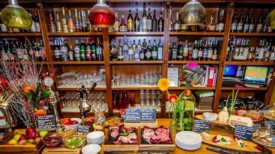 Uova bio e salame di fattoria: la colazione "slow" si fa in albergo