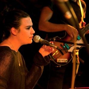 Nadine Shah: "Mi paragonano a PJ Harvey ma il mio mito &egrave; Nina Simone"