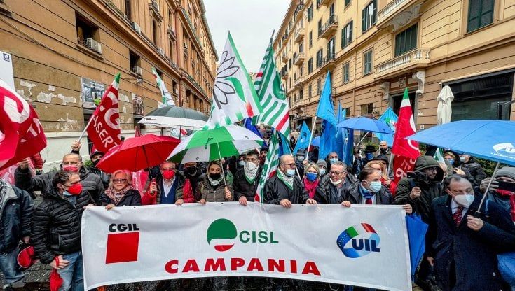 Napoli, lo sciopero generale e la tecnocrazia senza conflitto