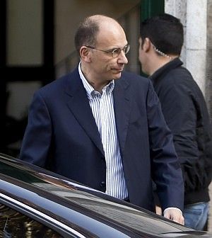 Manovra, Fassina: "Tasse non aumentano". Letta pronto a vedere i gruppi Pd, Pdl e Sc