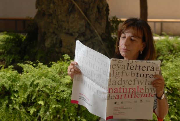 Torna a maggio<br />"Un'altra galassia"