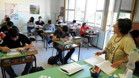 Scuola, via al concorsone per 90mila nuovi prof: "Lezioni simulate anche nello scritto"