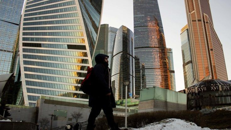 Guerra in Ucraina: con le aziende straniere in fuga, Mosca perde una classe dirigente aperta al mondo e all’innovazione