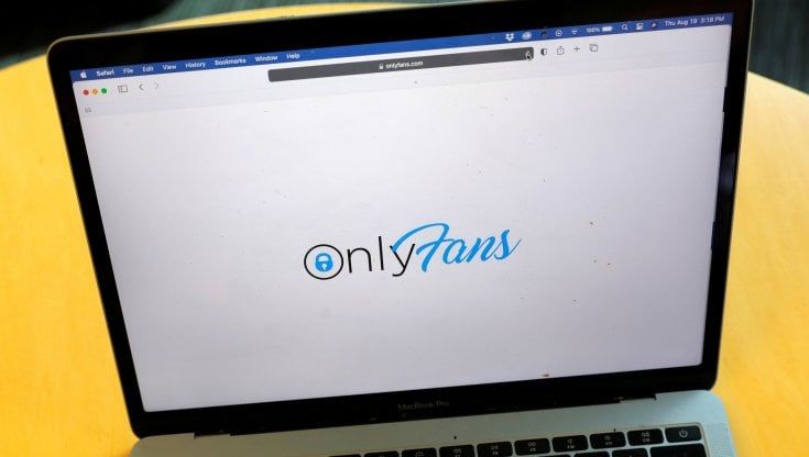OnlyFans fa marcia indietro: saranno permessi i contenuti espliciti