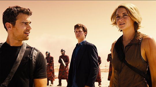 "Divergent: Allegiant", fuori dal recinto con amore e coraggio