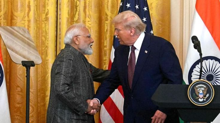 Dazi, Trump abbassa le tariffe all’India: “Modi è un amico, non comprerà più petrolio dalla Russia”