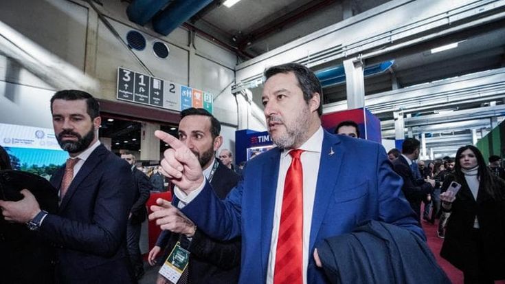 Salvini frena sui fondi per il metrò 2: “Tutta Italia mi chiede soldi, non moltiplico pani e pesci”