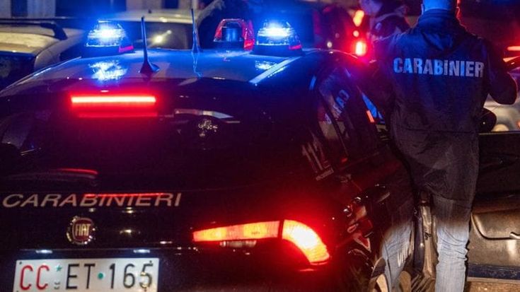 Sant'Angelo Romano, pestato nella sua villa: imprenditore 66enne trovato a terra dalla figlia