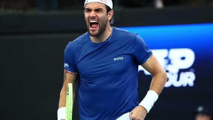 Tennis, United Cup: Berrettini torna alla vittoria, l'Italia batte il Brasile 3-2