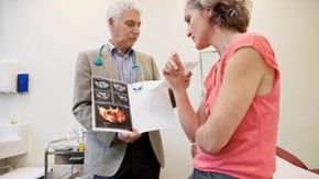 Tumore dell'endometrio, nuove cure allungano la vita. E per alcune donne si può evitare la chemio