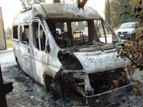 Incendio doloso nella riserva naturale Tevere-Farfa. "Atto ignobile"