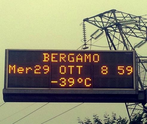 Bergamo, il pannello con il meteo &egrave; impazzito: -39&deg;