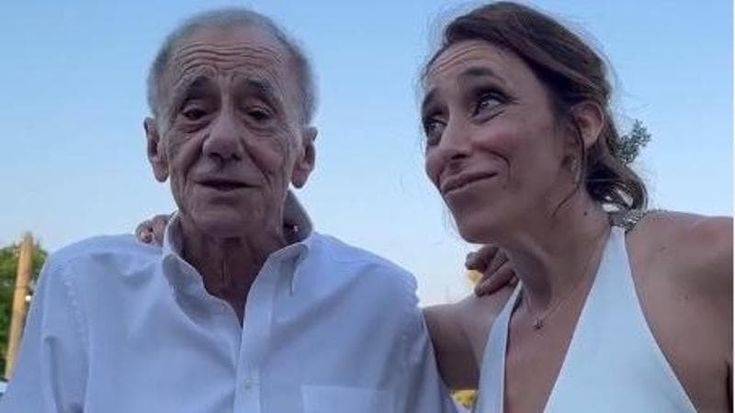 Francesca Vecchioni si è sposata, papà Roberto: “La felicità viene dal casino”