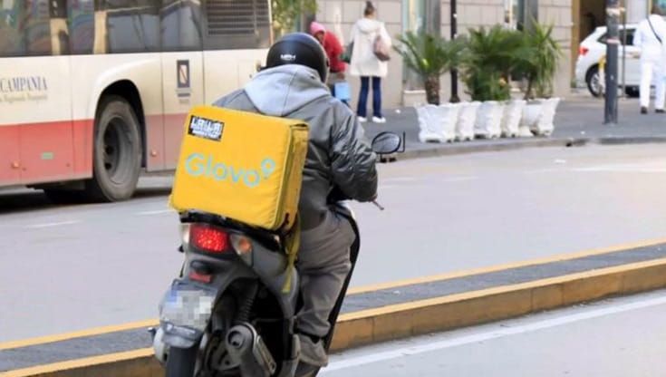 L’esercito dei quattromila rider in Campania: “Più dignità e compenso equo”
