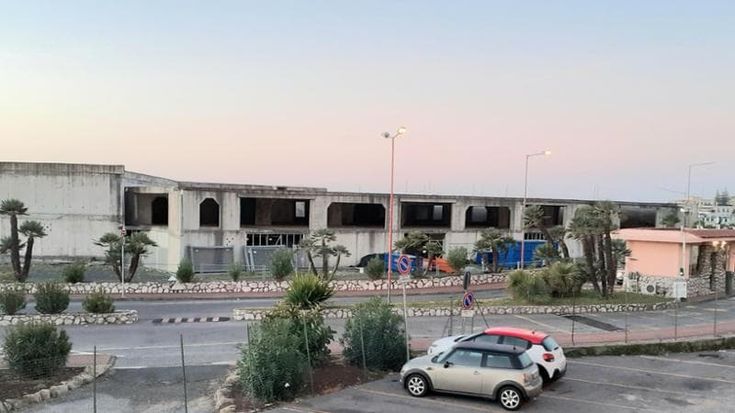 Sanremo, l’ecomostro Portosole ha le ore contate: da lunedì il cantiere per la demolizione