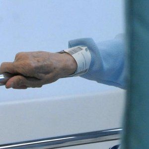 Scoperto nel cervello nuovo 'bersaglio' contro l'Alzheimer