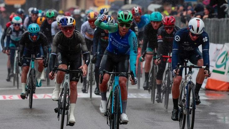 Grande Italia alla Tirreno-Adriatico: Vendrame vince la 3ª tappa. Parigi-Nizza, Vingegaard battuto