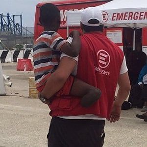 Augusta, il primo sbarco della collaborazione fra Emergency e Moas