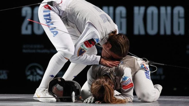 Mondiali di scherma, doppietta Italia: Favaretto oro, batte Errigo e scoppia a piangere