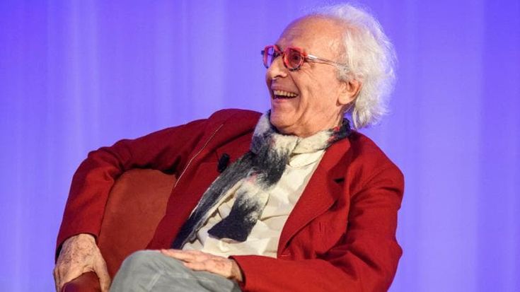 Mughini: “Per soldi vendo i miei amati libri. In tv così stupidi da temere la mia morte in diretta”