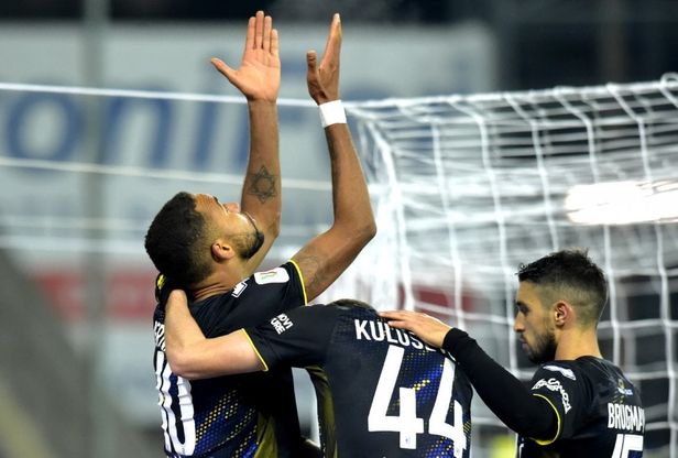 Coppa Italia, rigore di Hernani al 91' porta il Parma agli ottavi contro la Roma