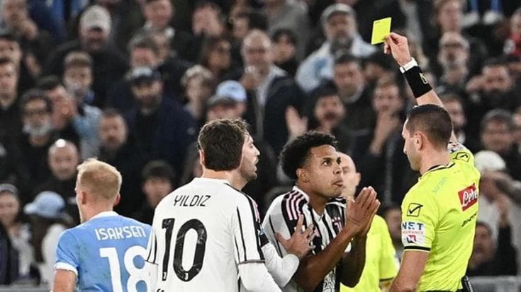 Arbitri, dopo gli errori si cambia: ecco la riforma per il professionismo. E Gravina bacchetta l'Aia