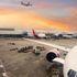 Australia, caos bagagli in aeroporto. Qantas cerca volontari tra i dirigenti: 