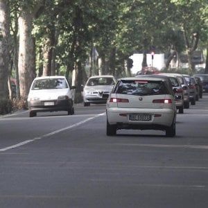 Consumi, cresce l'automotive e scende l'elettronica