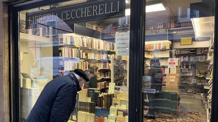 Luca Ceccherelli: “Contro la crisi, sarebbe bello fare una strada di sole librerie”