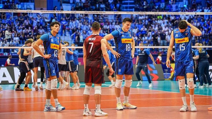 Il flop dell’Italvolley, tra blackout, time-out a due voci e un ct in bilico