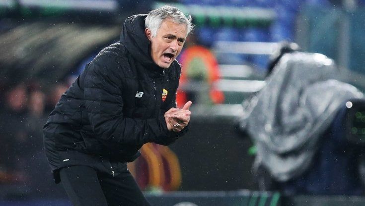 Roma,  il doppio ottavo di finale di Conference League sarà contro gli olandesi del Vitesse