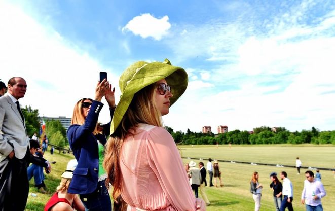 Polo, cavalli e cappelli in gara: a Milano come a Buenos Aires