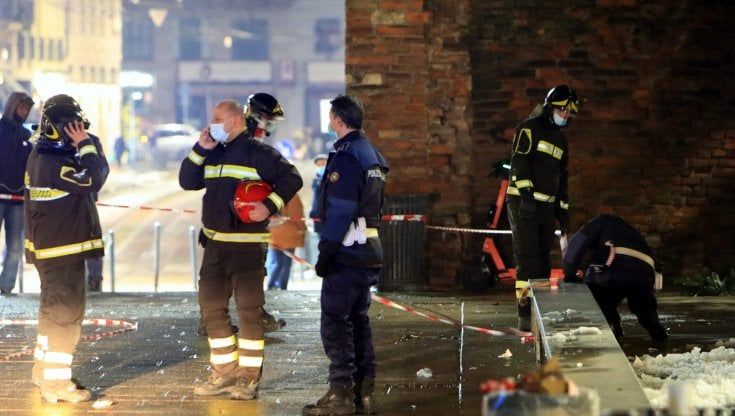 Maltempo in Lombardia, la neve trappola killer per i cani: cinque morti folgorati