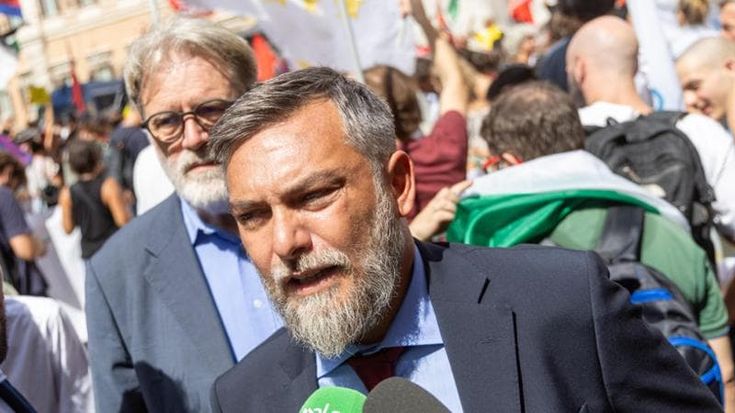 Ricciardi (M5S): “I nostri ci chiedono la svolta, la pace va aiutata”