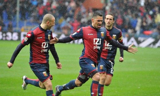 Borriello congelato. Contro il Sassuolo Grifone d'emergenza senza centravanti