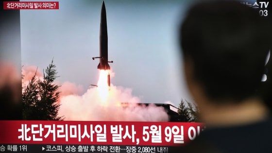 Pyongyang: "Il lancio dei due missili era un avvertimento a Seul"