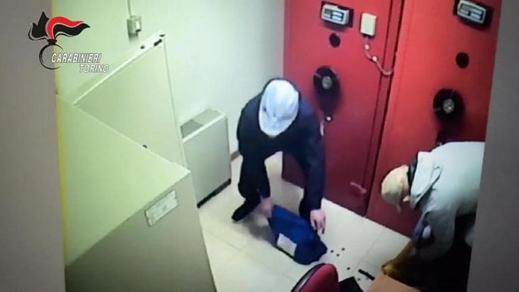 Rapinatori in trasferta da Palermo, il basista incastrato dal Dna