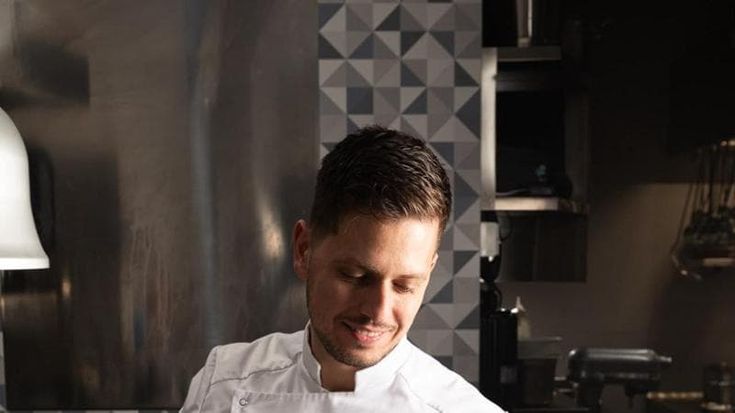 “È un piacere cucinare per i miei clienti affezionati quando tanti restano chiusi”
