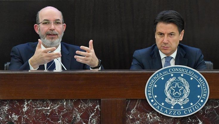 Crisi di governo, il M5s chiude a Italia Viva: "Mai più con Renzi". Ma il Movimento teme trappole da parte del Pd