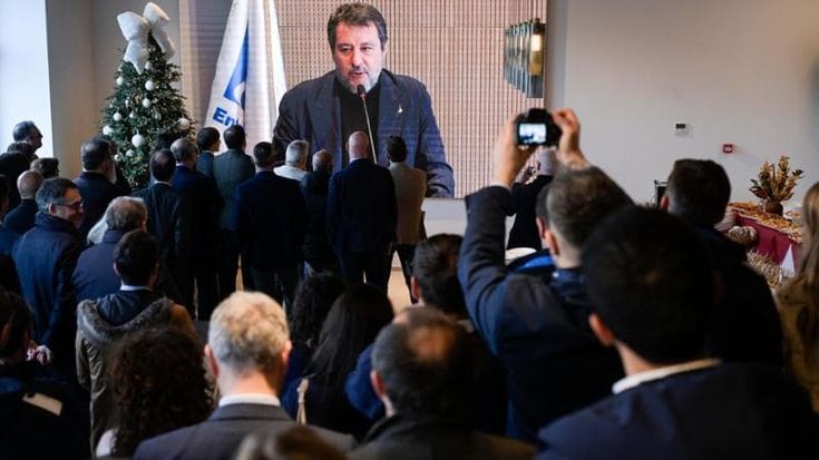 Armi, la sfida di Salvini: il voto non è scontato. Mes, scontro con Tajani