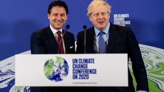 Regno Unito, Johnson e Conte presentano il prossimo vertice mondiale sul clima Cop26. "È un anno decisivo"
