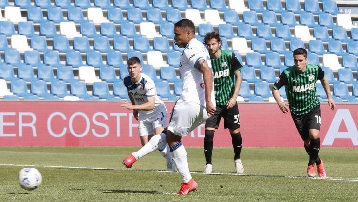 Sassuolo-Atalanta 1-1: Berardi risponde a Gosens, poi Muriel tradisce dal dischetto