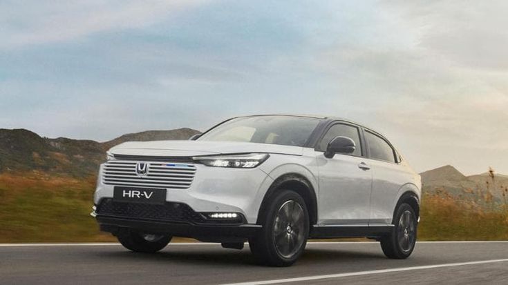 HR-V, operazione restyling per il Suv ibrido compatto Honda