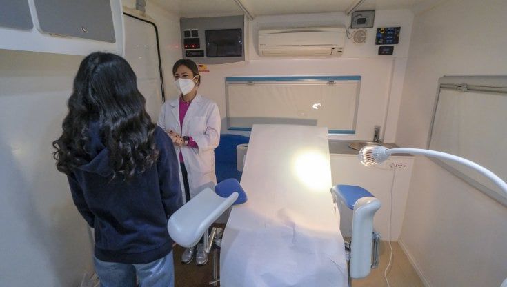 Screening gratuiti ma l'80 per cento dei pugliesi non fa quello per il tumore del colon-retto dopo aver ricevuto l'invito