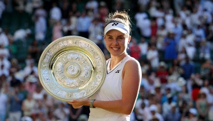 Linda Noskova vince Wimbledon, battuta Muchova nella finale tutta ceca